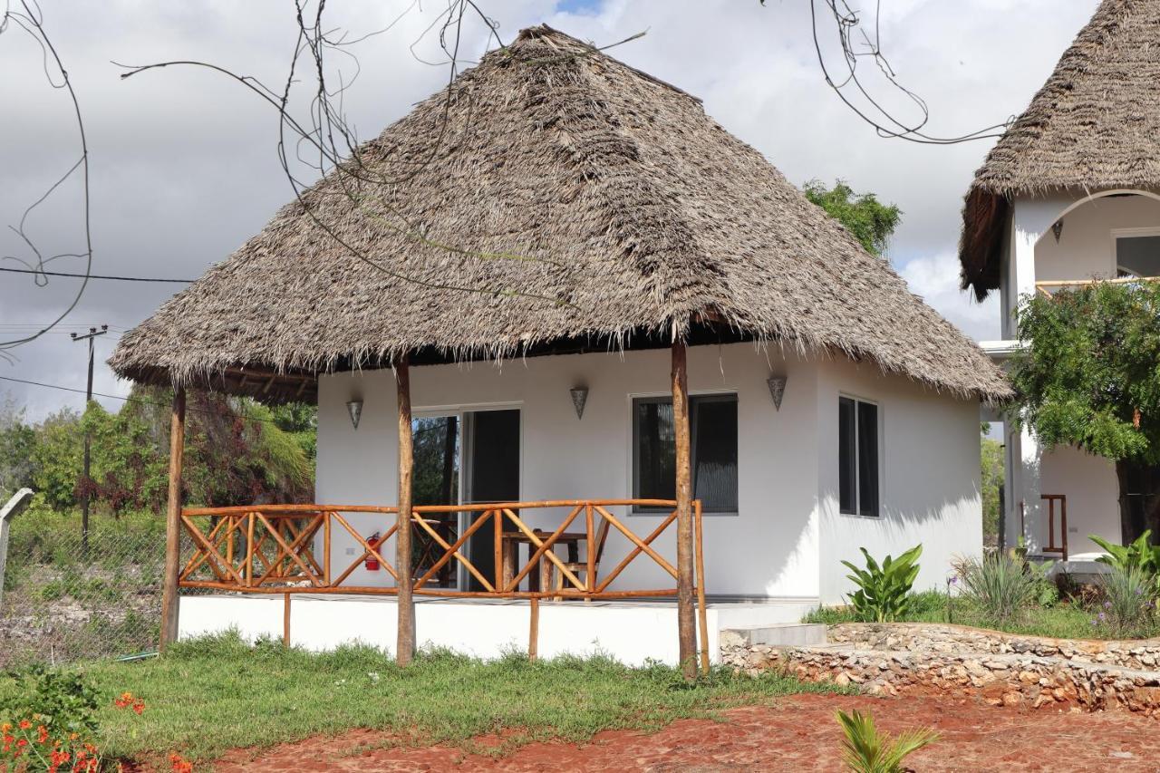Holiday Time Bungalows Zanzibar Matemwe  Luaran gambar